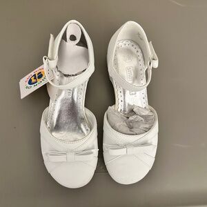 Girls Spring Dress Shoes Size 12.5 W White NWT in box